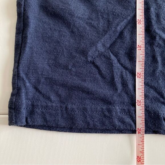 Set of 3 Old Navy Muscle Tanks - Picture 8 of 8